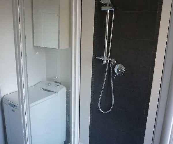 Rhome Away Marconi *